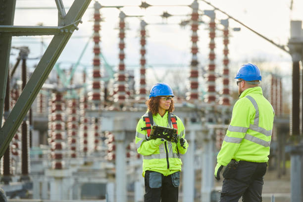 Best Commercial Electrician Services  in Maunawili, HI