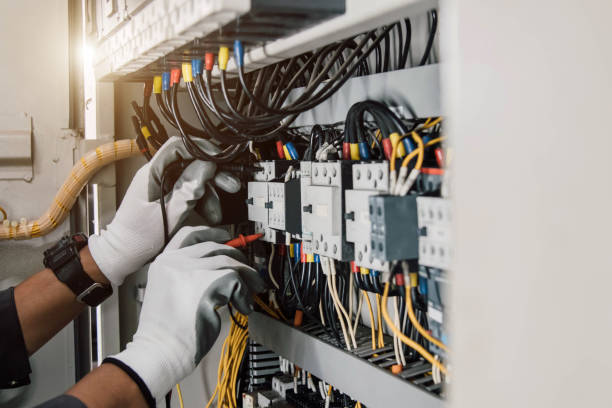Best Electrical Outlet Repair  in Maunawili, HI